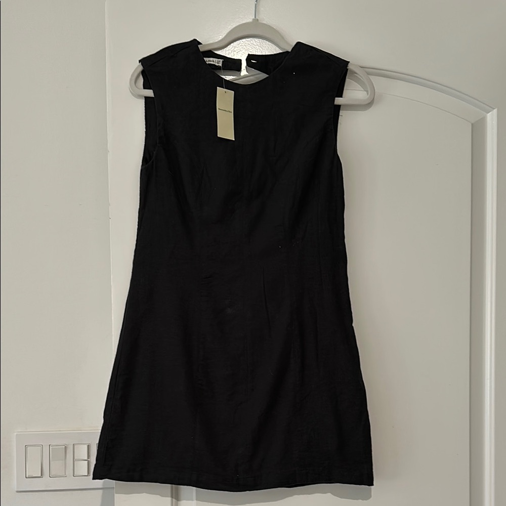 Abercrombie & Fitch Black linen blend Sheath Dress Sleeveless Crew Neck